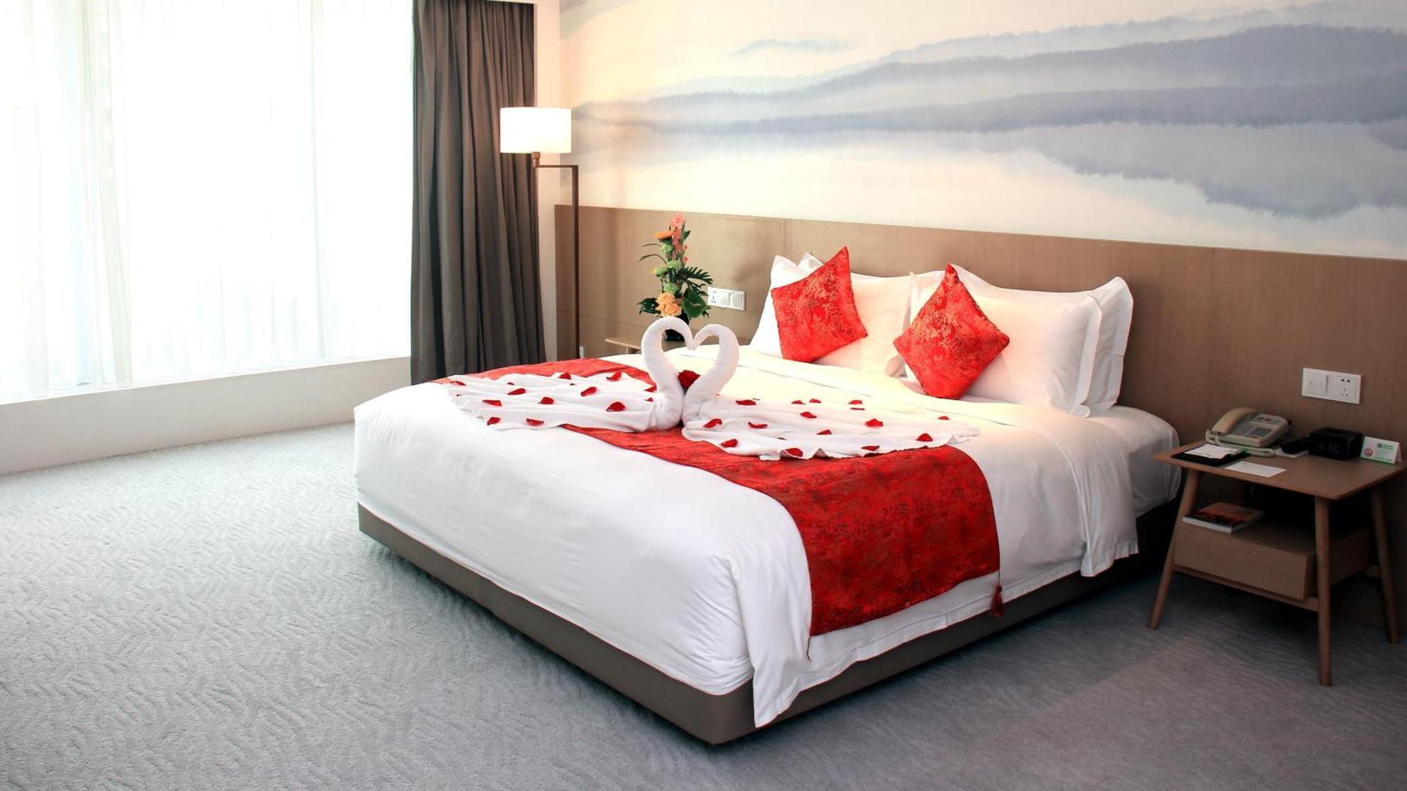 Crowne Plaza Zhuhai City Center By Ihg - Offers Free One-Way Shuttle To Chimelong Ocean Kingdom Εξωτερικό φωτογραφία