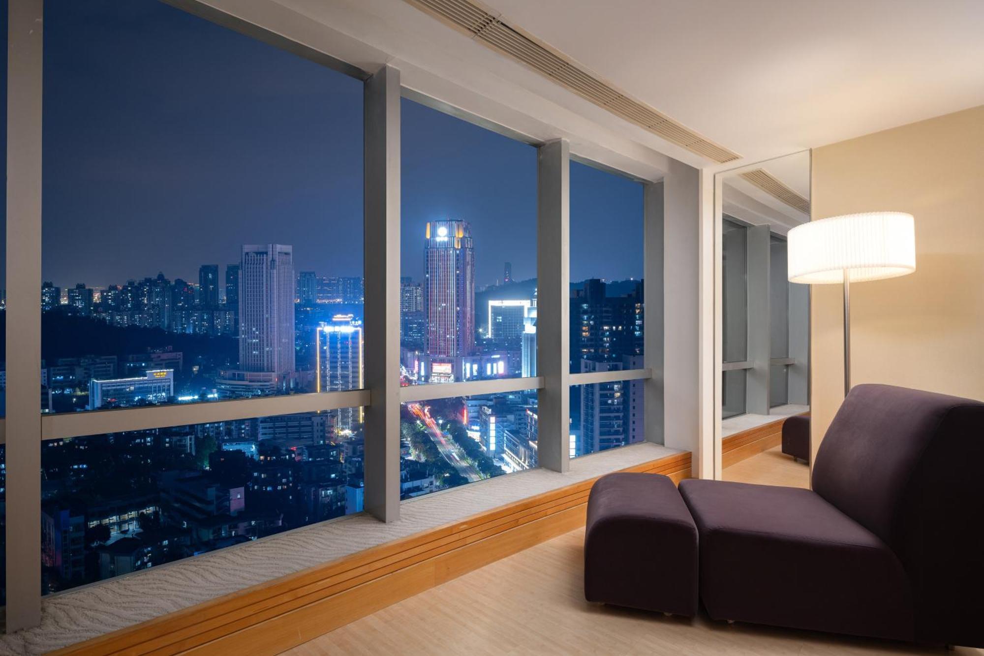 Crowne Plaza Zhuhai City Center By Ihg - Offers Free One-Way Shuttle To Chimelong Ocean Kingdom Εξωτερικό φωτογραφία